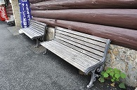 ベンチ