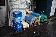 バックヤード
