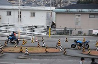 教習所
